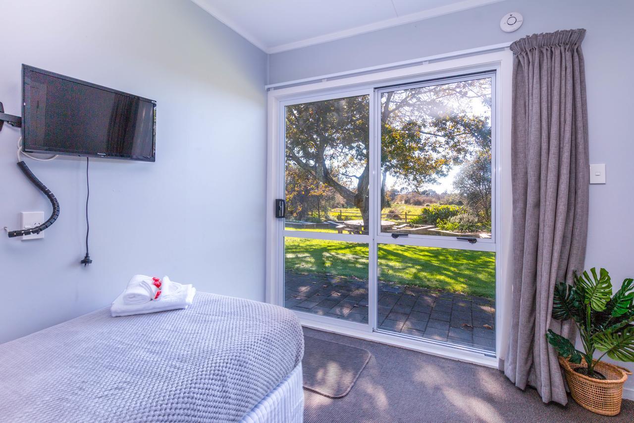 Waihi Beach Hotel Kültér fotó